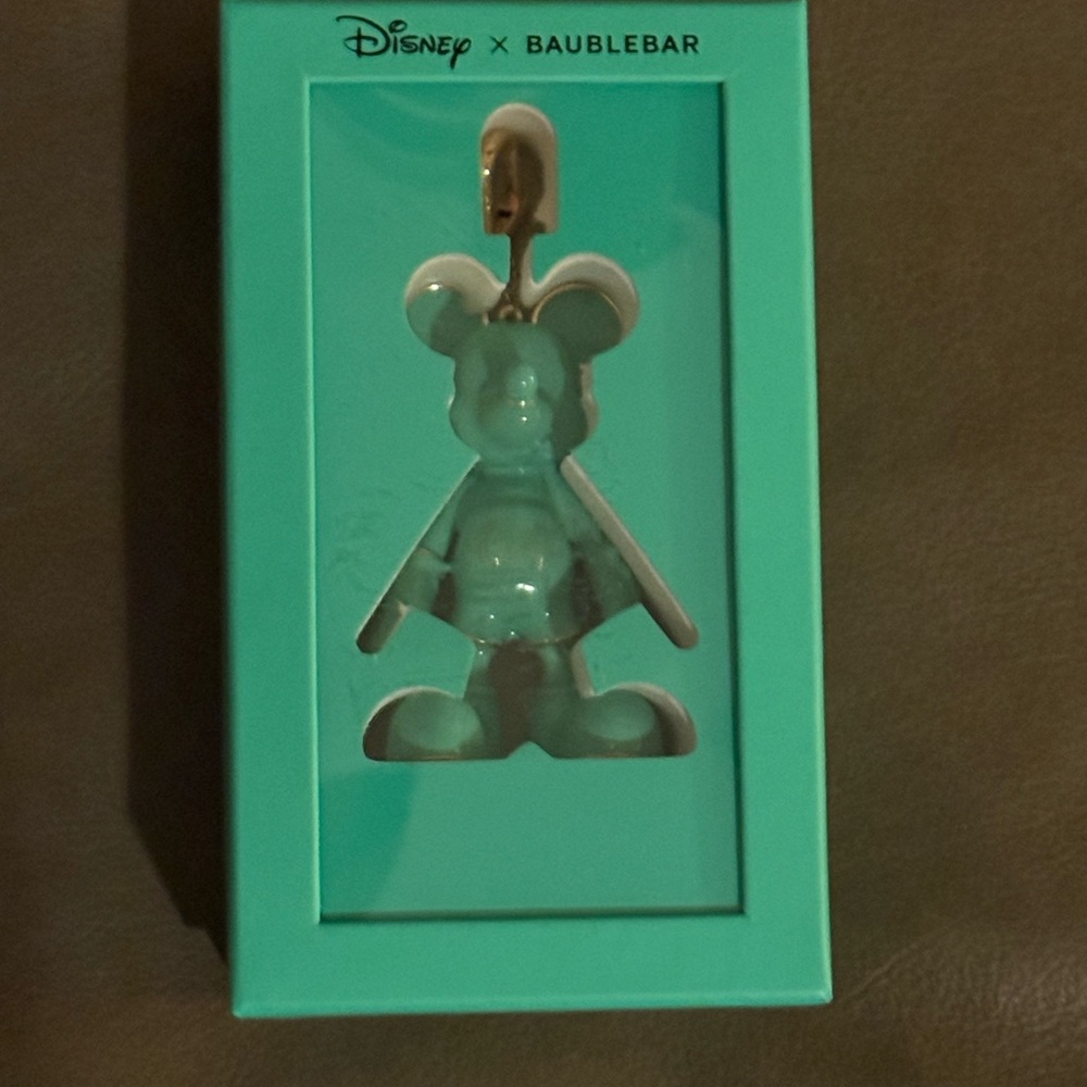 BaubleBar Disney Aqua Bath Accessory